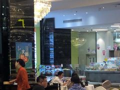 -万龙洲海鲜(大兴绿地缤纷城店)