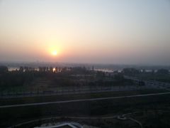 日出-南阳建业森林半岛假日酒店