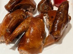 脆皮乳鸽-文华小渔村(椒江康平路店)