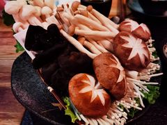 -湊湊火锅·茶憩(恒隆广场店)