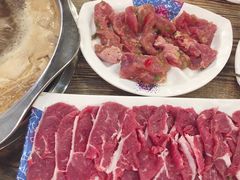-鲜牛鲜生鲜肉火锅(松隽阳光城店)