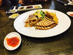 -天下三绝 牛肉面/红酒