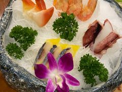 -青瓦餐厅·生鱼片·韩园烤肉(西塔店)