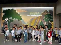 -宾果蒙特梭利托育儿童之家幼儿园(爱琴海店)