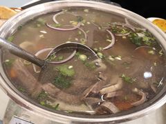 -马尔龙新疆饭店·清真(瑞景店)