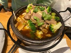 热石锅小牛排骨汤面-Moka Bros 摩卡站(西单大悦城店)