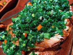大理风味葱椒鸡-花马天堂云南餐厅 Lost Heaven(高邮路店)