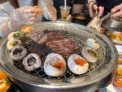 -草家酱蟹炭火烤肉店(珲春南路一店)
