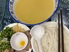 -桥香园云南过桥米线(金马碧鸡店)