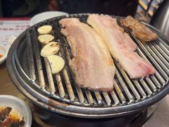 -辛氏火炉·韩式古法烤肉(松北店)