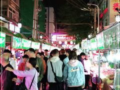 -正宁路小吃夜市