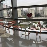 正好赶上开业活动多，所以人还挺多