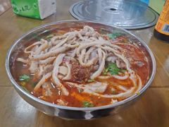 -老味道遵义虾子羊肉粉(兴关路店)