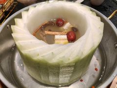 -得意咚瓜·顺德鱼生·冬瓜火锅(深圳首店)