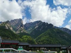 -临街徽菜馆·正宗黄山味