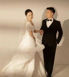 -钟爱一生婚纱摄影旗舰店