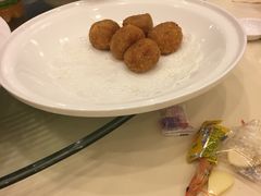 -天鹅湖大酒店