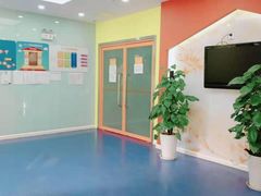 -LILY英语思维馆(玉泉路店)