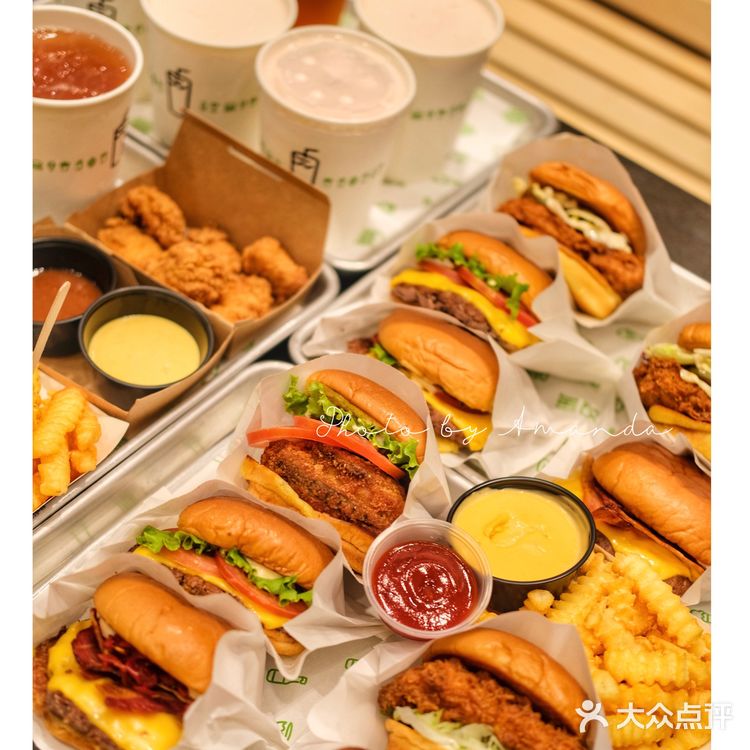 广州首家Shake Shack先来20个汉堡浅尝一下吧🍔🍔