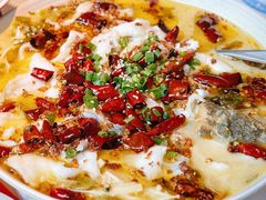 -禄鼎记·排队俩小时都要吃的酸菜鱼(石牌桥店)