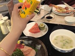 -广州花园酒店-凌璇阁360度高空海鲜自助餐CAROUSEL