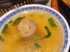 牛丸汤-潮界(LU·ONE凯德晶萃广场店)