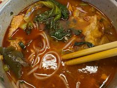 -丽丽三鲜螺蛳粉(田林路店)