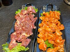 鸡脆骨-炭小牛果木烤肉