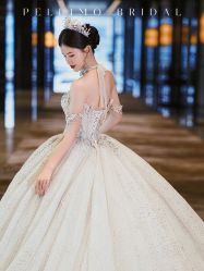 -派丽莫Pellimo原创设计婚纱品牌