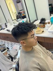 -理昂男士理发店 Barber shop