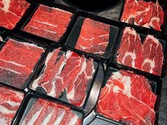 -匠牛亭·锅物烧肉放题自助(昆百大·泰业城店)