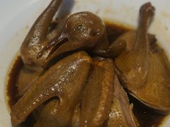 卤水乳鸽-和记小菜(大宁店)