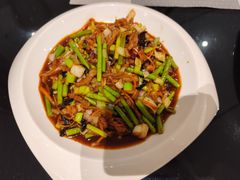 鱼香肉丝-航空港万怡酒店·万荟轩餐厅(航空港区远航路店)