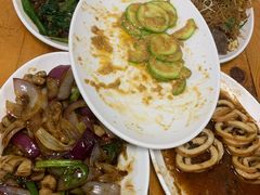 豆豉鯪魚炒油麥菜-甜甜屋(解放中路店)