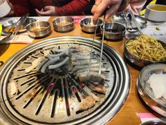 -老炉家木炭烤肉(长江国际店)