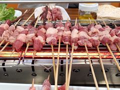 -哈尔滨小酒馆·鲜肉现穿自助烧烤(康新花园店)