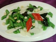 -西安国际陆港假日酒店