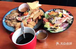Rosemary Chicken Cutlet Feast Platter