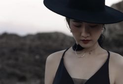 点击看大图 -挪娅婚纱摄影皇家会所
