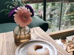月亮杏仁饼-O'mills Sourdough Bakery&Bistro(永嘉路店)
