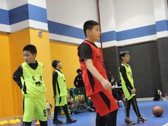 -呈康体育青少年篮球培训班(虹口店)