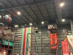-极限PLAY运动娱乐新世界·团建派对潮玩休闲馆·室内蹦极高空游乐园