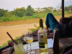 -乌托邦酒吧和餐厅