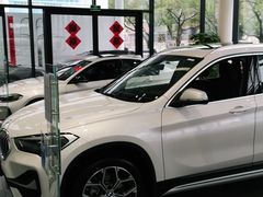 -上海宝信宝马4S店