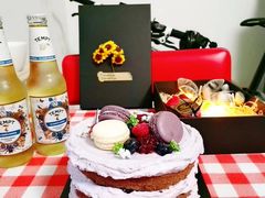 -小苍兰风铃草·礼物蛋糕(沈阳店)