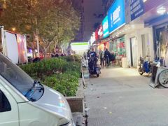 -林小柔绿豆沙牛乳(陆家嘴店)