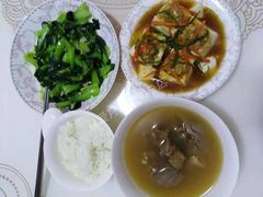 -臻爱住家月嫂育儿嫂(万达店)
