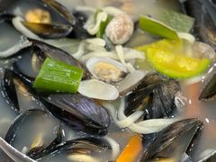 -BHC炸鸡(明洞总店)