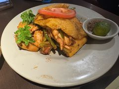 -大头虾越式风味餐厅(光明广场店)