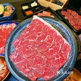 今天npy神神秘秘带我来了公厕旁边吃烤肉……